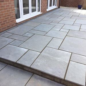Dove Grey Square Edge Limestone Paving